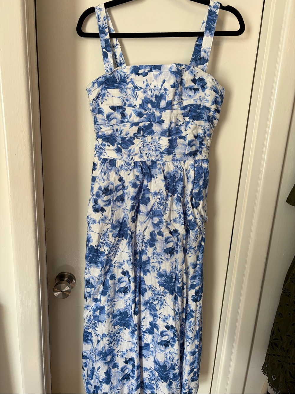 Abercrombie & Fitch White Maxi Dress with Blue Floral Print